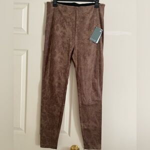 NWT Lysse Brown Suede-Look Pants Sz L Legging